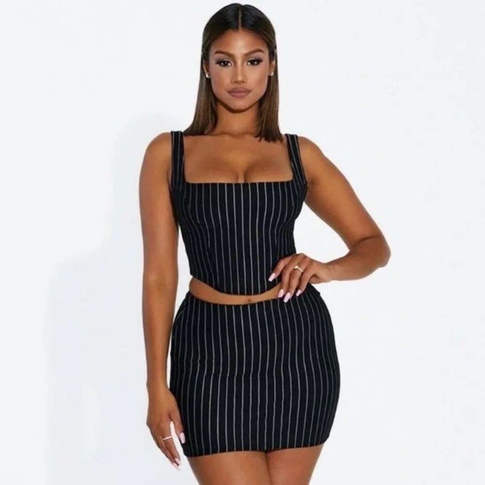 Naked Wardrobe Black and White Mini Pencil Skirt